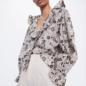Zara button down ruffled collar paisley patterned 100% cotton blouse size small